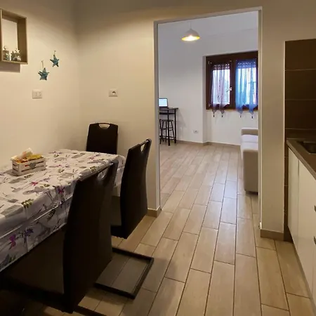 Le Casette Di Fra Aparthotel 3*