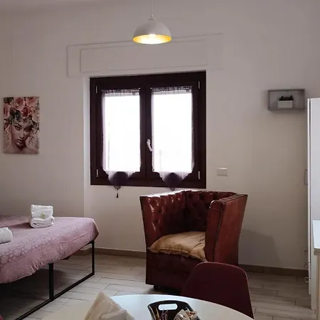 Le Casette Di Fra 아파트호텔 *