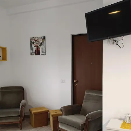 Le Casette Di Fra Aparthotel